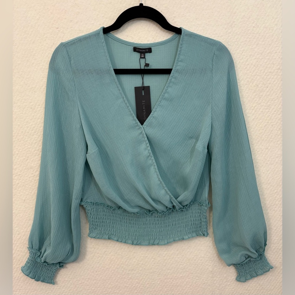 BNWT Dynamite Mara Textured Wrap Blouse in Aquifer Teal With Front Snap Closure